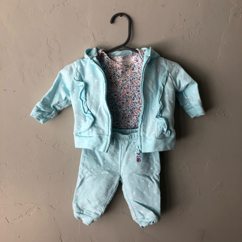 Carter’s Outfit